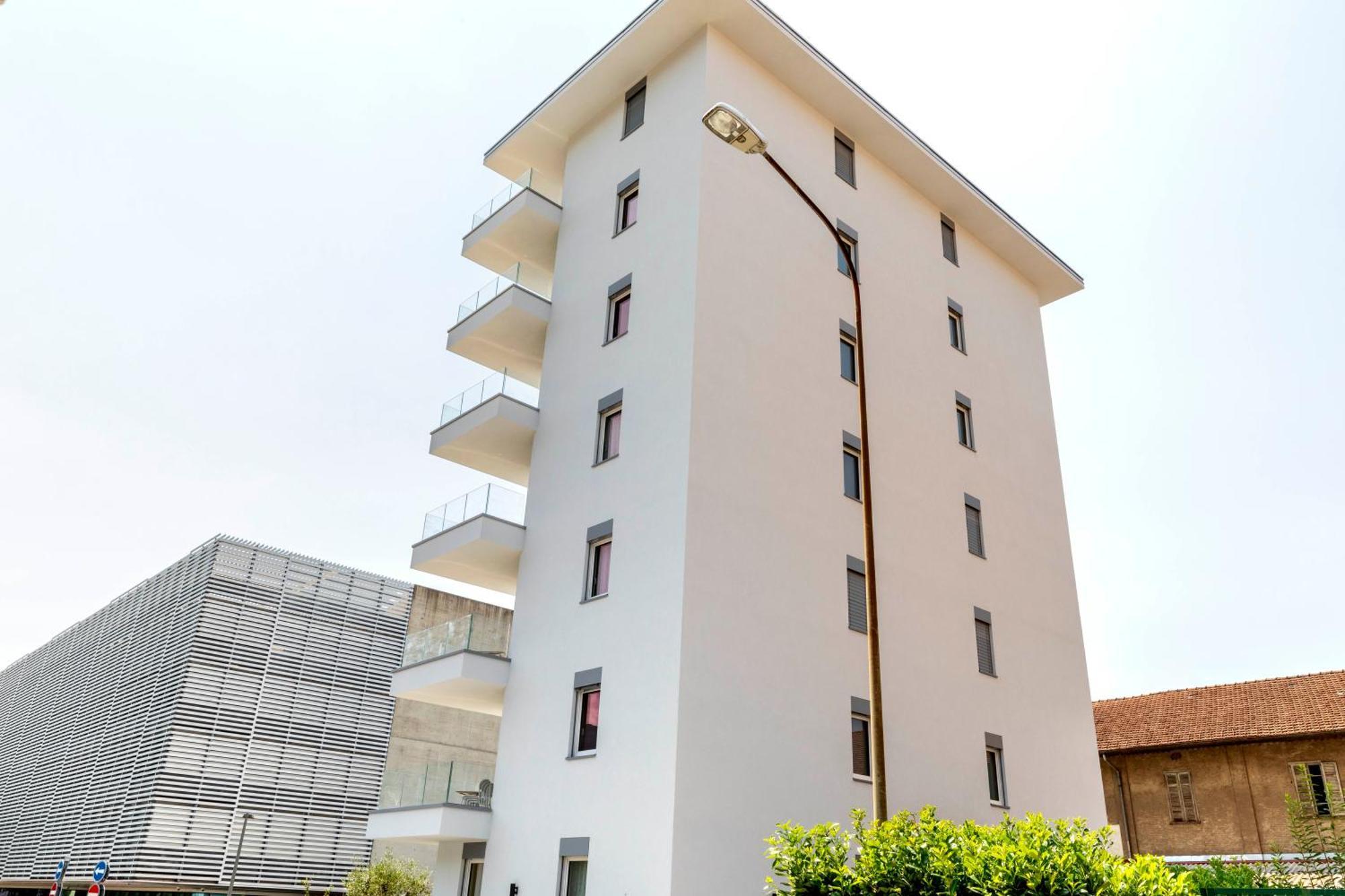 Regalia Suites - Free Parking Lugano Esterno foto