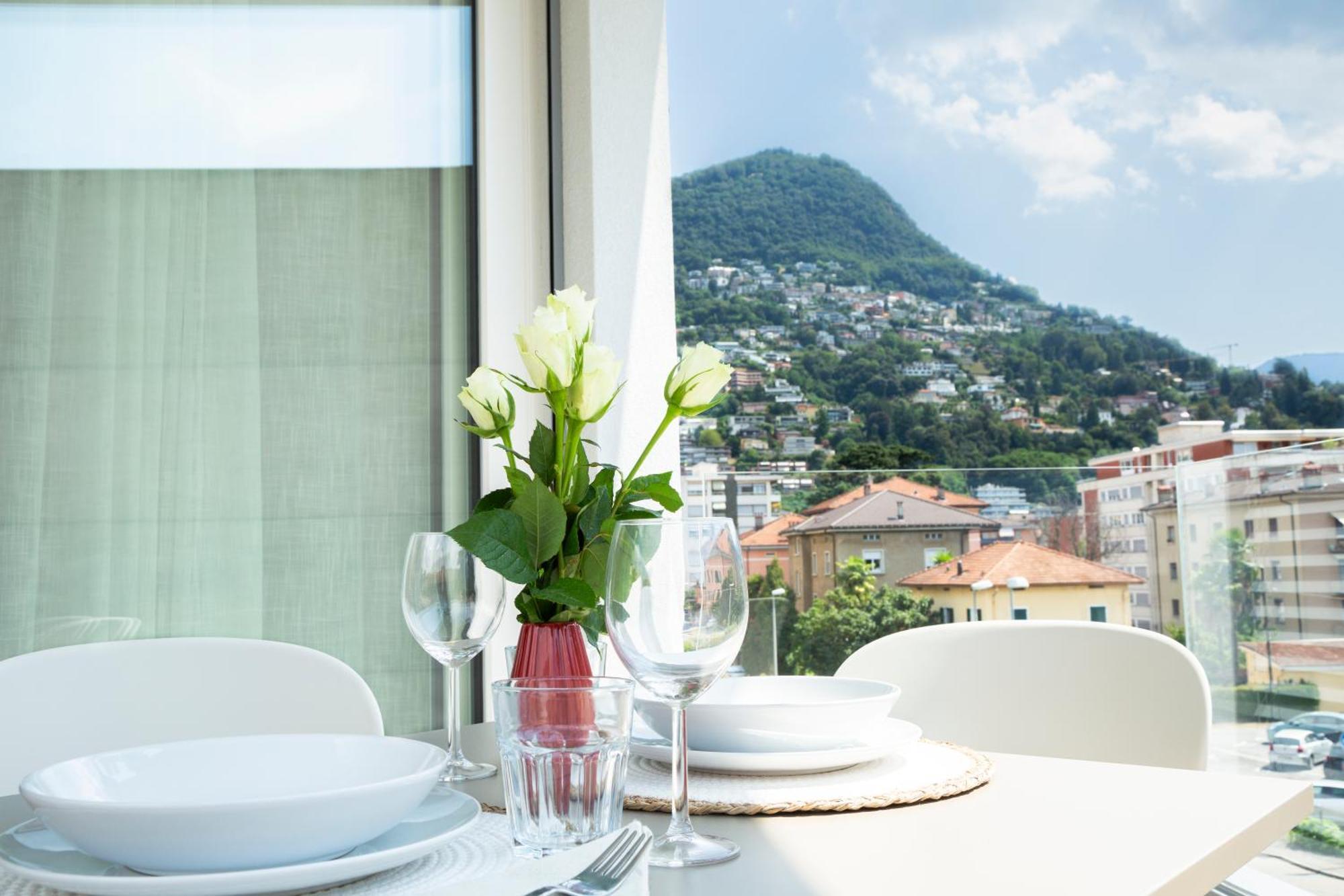 Regalia Suites - Free Parking Lugano Esterno foto