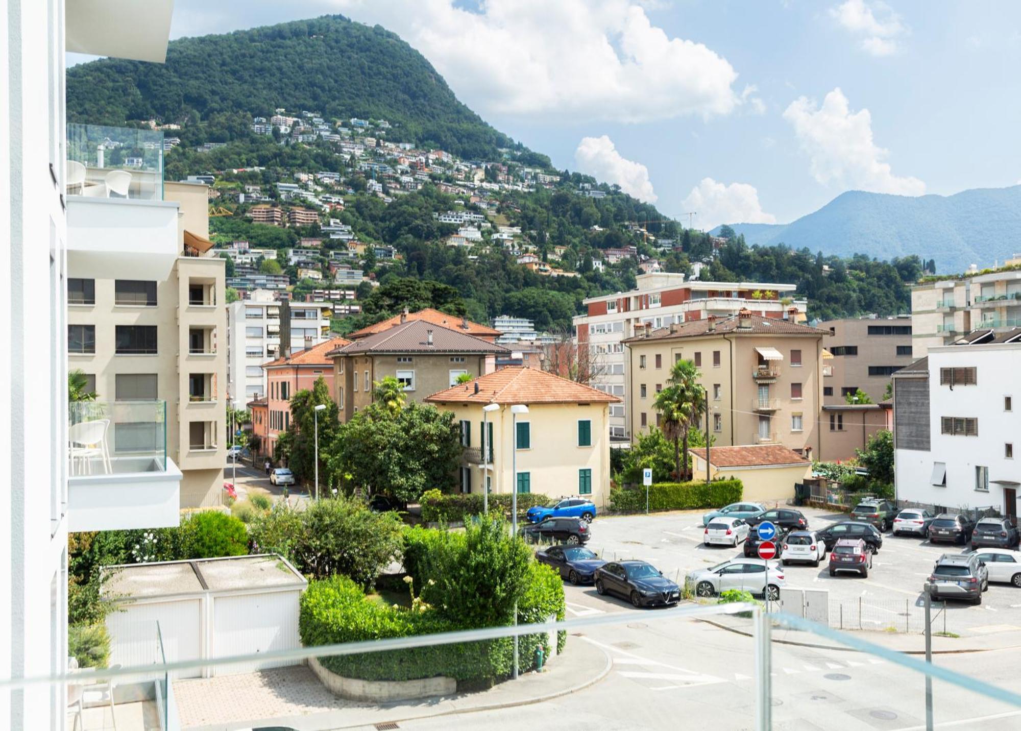 Regalia Suites - Free Parking Lugano Esterno foto