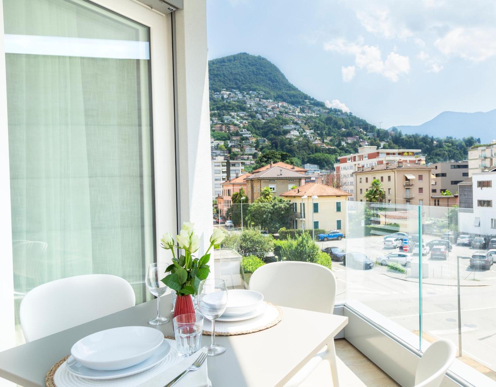 Regalia Suites - Free Parking Lugano Esterno foto